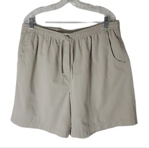 Studio Works khaki pull on shorts women's plus size 20W elastic waist pockets